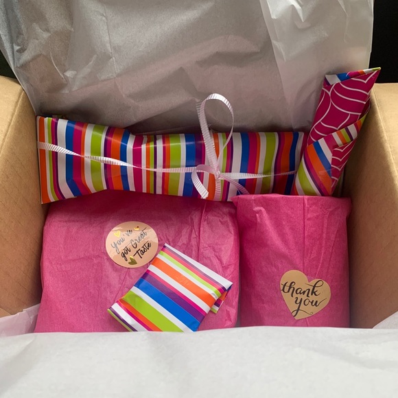 🎉LAST ONE 🎉VINTAGE / TUPPERWARE / Mystery Bundle - Picture 2 of 3